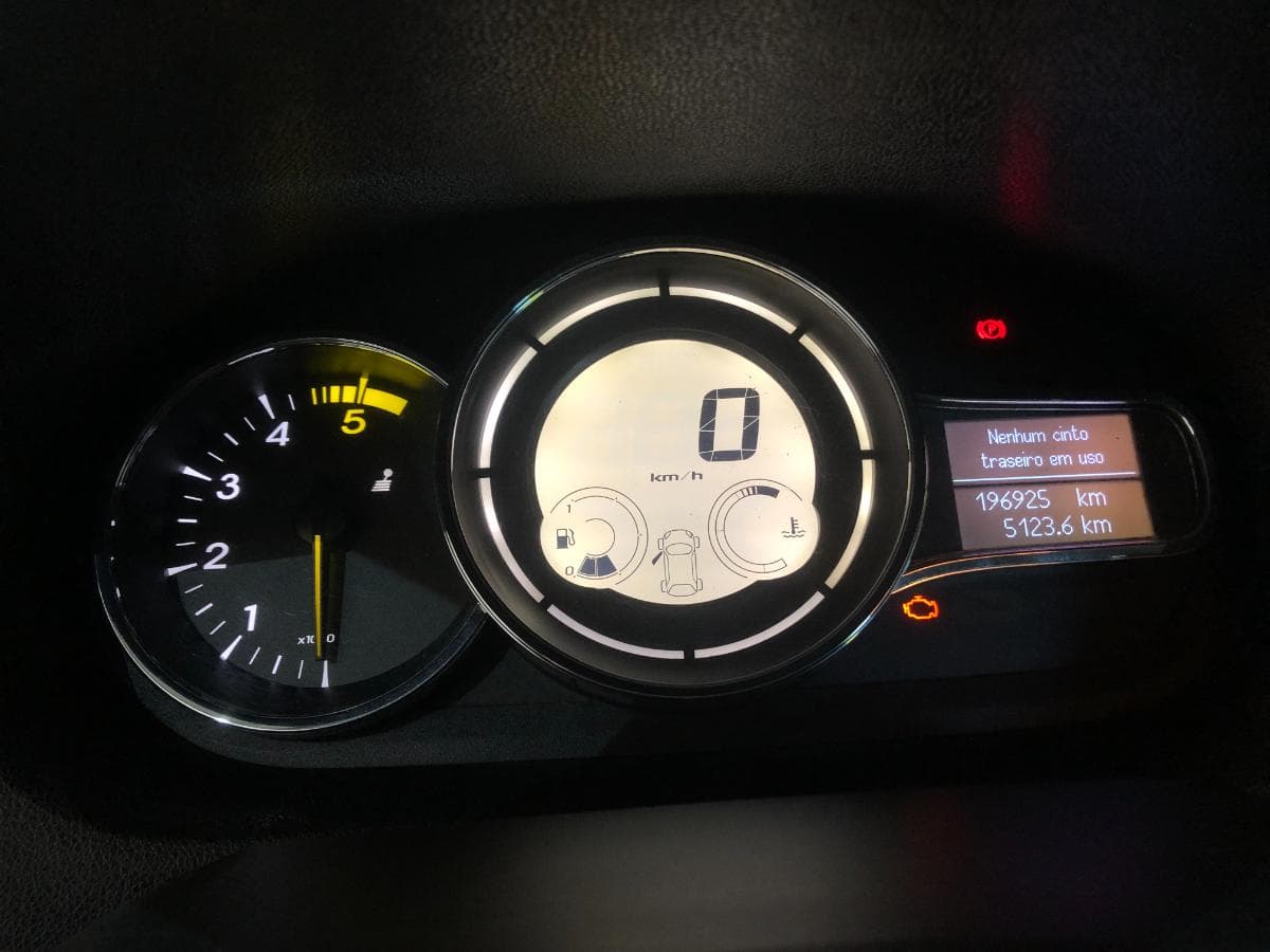 Renault Mégane 1.5DCI · Ano 2015 — image 32