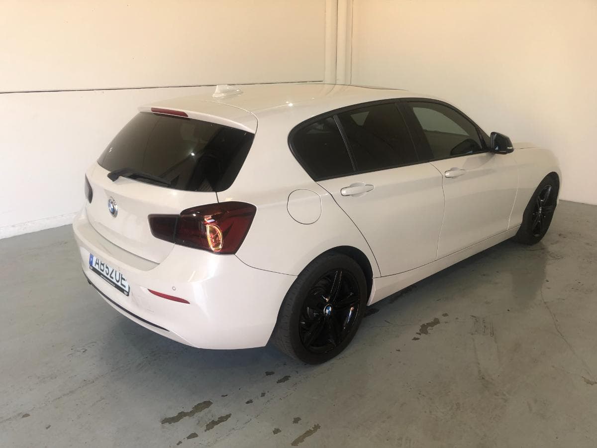 BMW 116D · Ano 2017 — image 4