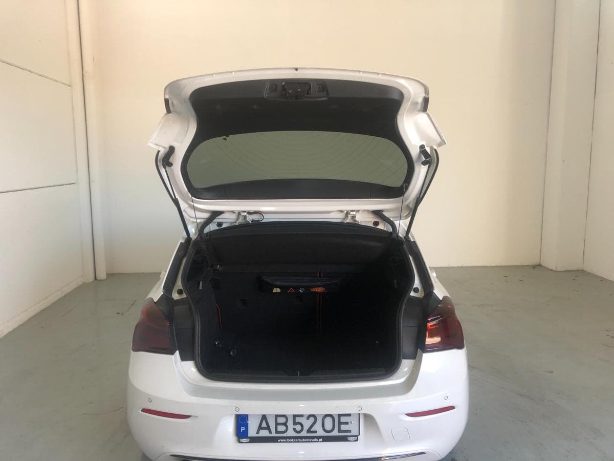 BMW 116D · Ano 2017 — image 7