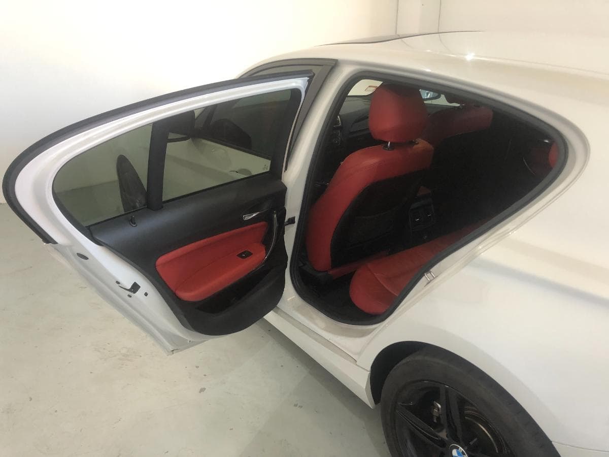 BMW 116D · Ano 2017 — image 21