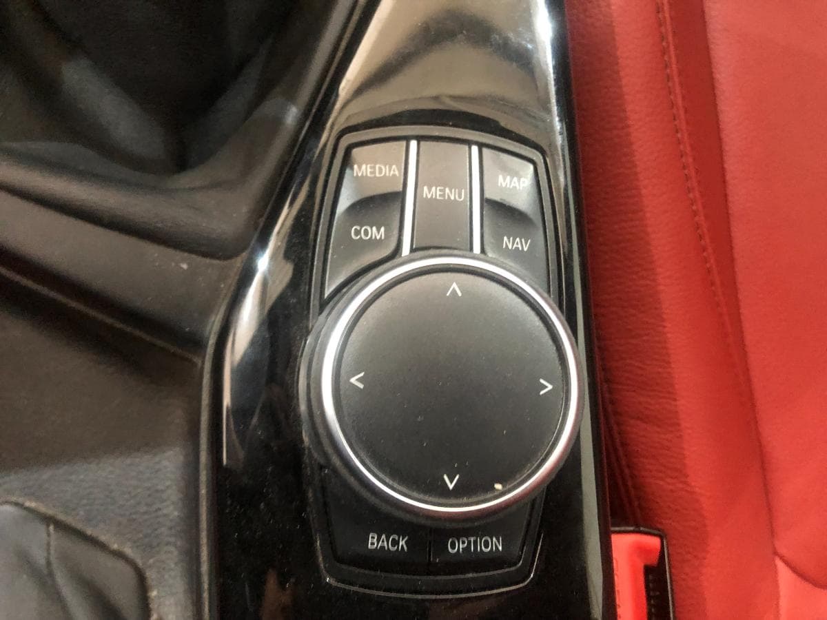 BMW 116D · Ano 2017 — image 32