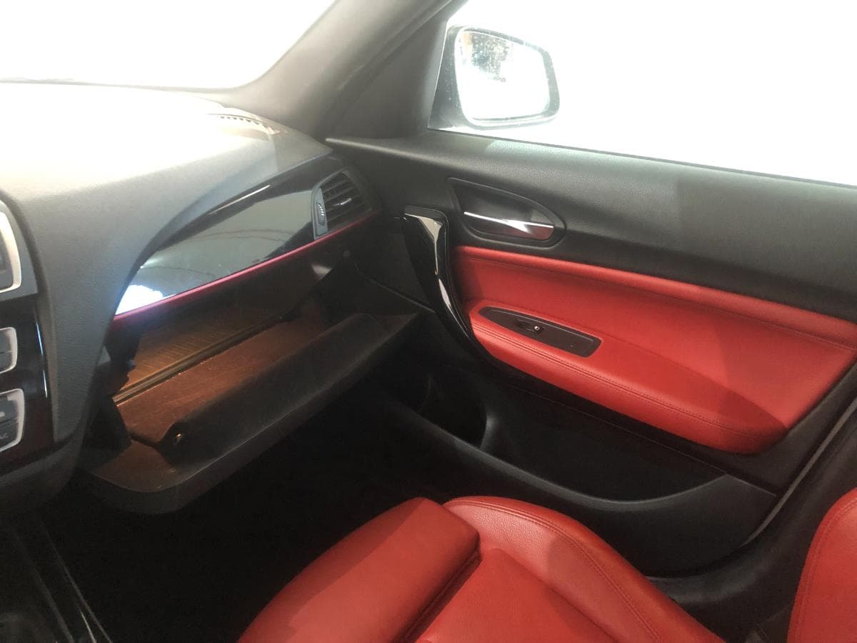 BMW 116D · Ano 2017 — image 38