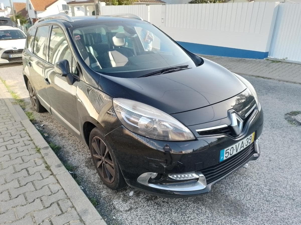 Renault Mégane Scénic 1.5DCI · Ano 2014 — imagem 1