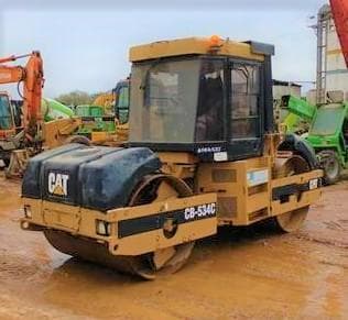 Cilindro Asfalto (10T) CATERPILLAR CB534 C · Viana — imagen 1