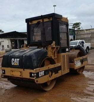 Cilindro Asfalto (10T) CATERPILLAR CB534 C · Viana — imagen 4