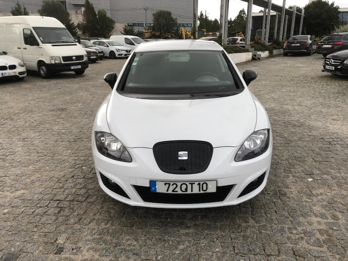 Seat Leon 1.6TDI · Ano 2011 — imagen 2