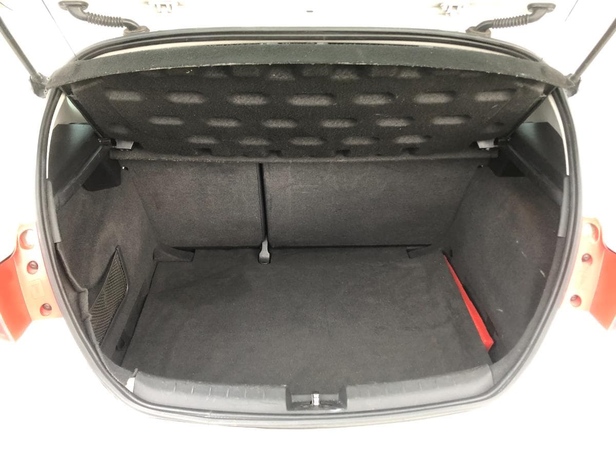 Seat Leon 1.6TDI · Ano 2011 — imagen 8