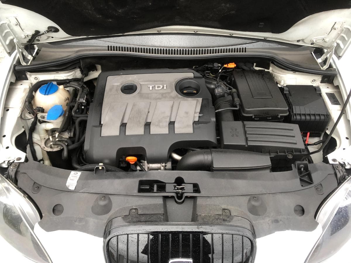 Seat Leon 1.6TDI · Ano 2011 — imagen 9