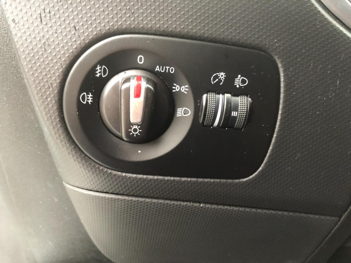 Seat Leon 1.6TDI · Ano 2011 — imagen 22