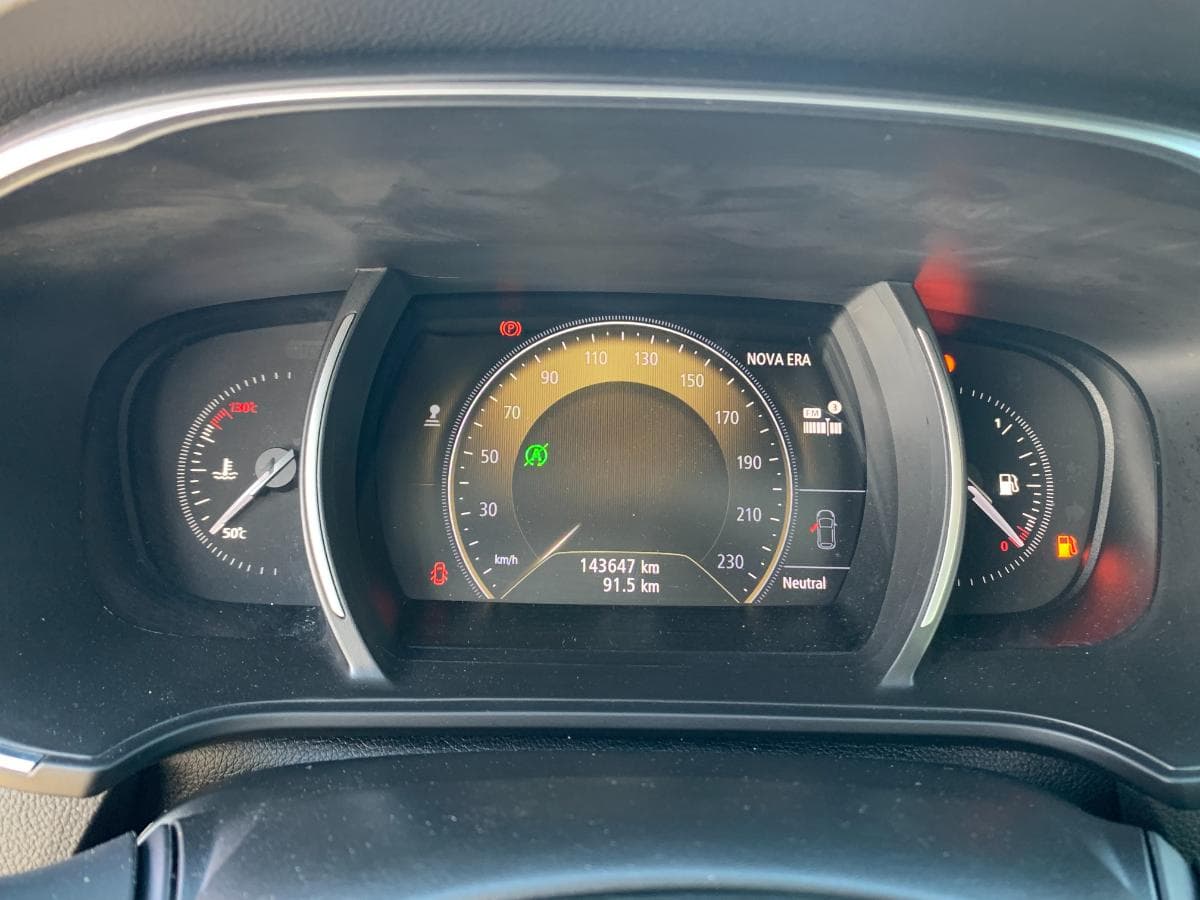 Renault Mégane 1.5DCI · Ano 2017 — imagen 32