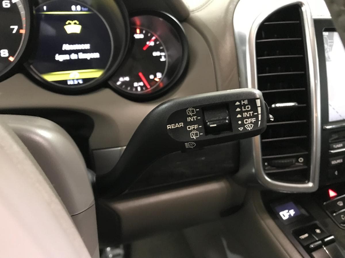 Porsche Cayenne 4.8 Turbo V8 · Ano 2010 — imagem 45