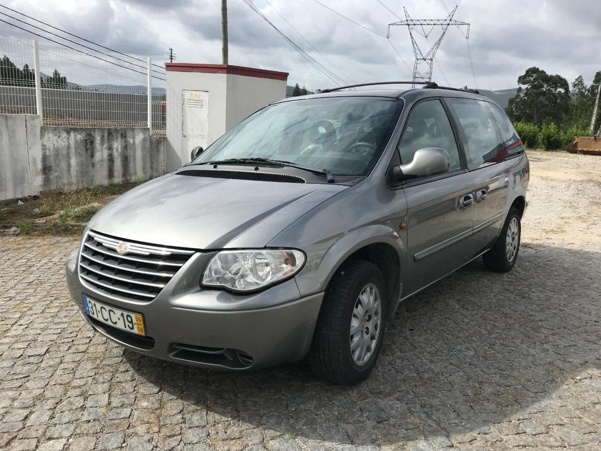 Chrysler Voyager 2.5 CRD · Ano 2006 — imagen 1