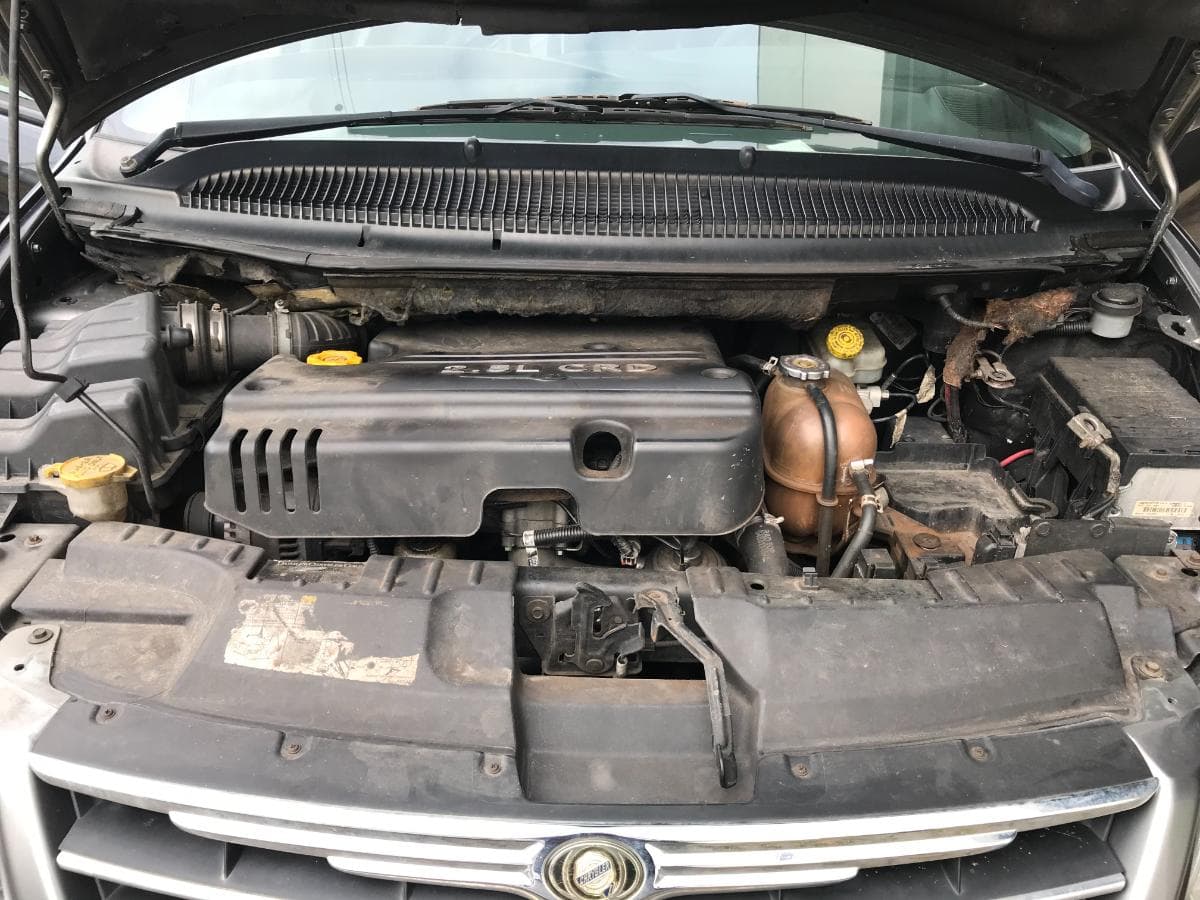 Chrysler Voyager 2.5 CRD · Ano 2006 — imagen 4