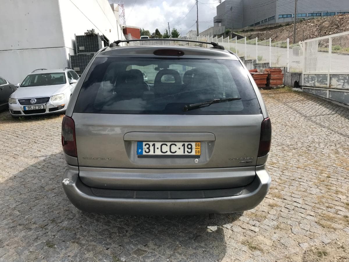 Chrysler Voyager 2.5 CRD · Ano 2006 — imagen 8