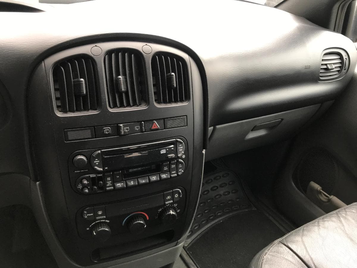 Chrysler Voyager 2.5 CRD · Ano 2006 — imagen 33