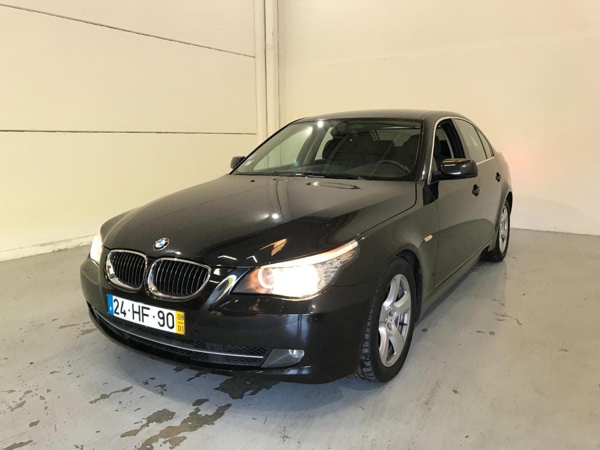BMW 525 3.0i · Ano 2009 — imagen 1