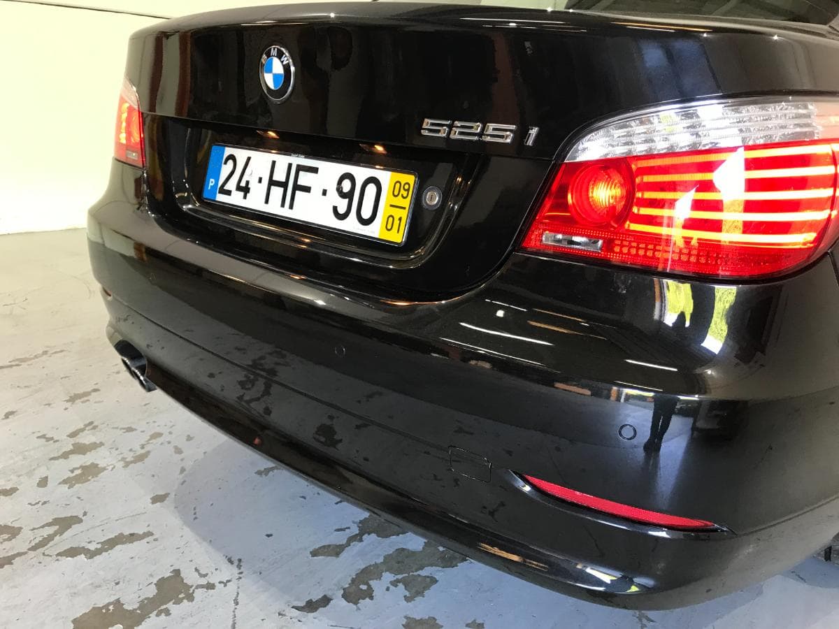 BMW 525 3.0i · Ano 2009 — imagen 9
