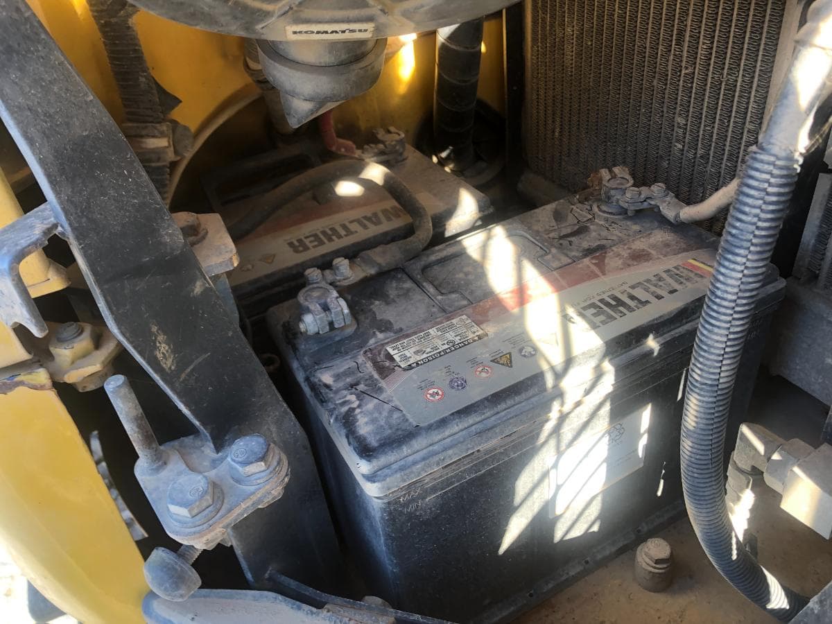 Mini Giratória Komatsu PC88MR-8 · — imagem 14
