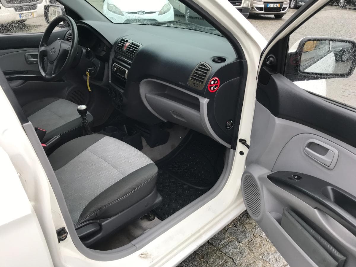 Kia Picanto 1.1 CRDI · Ano 2007 — imagem 19