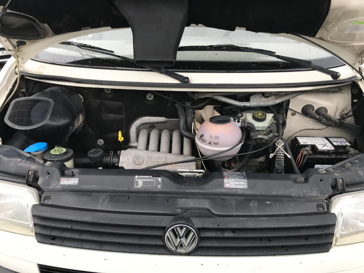 Volkswagen Transporter 2.4D · Ano 1998 — imagem 4