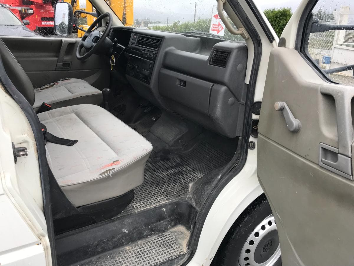 Volkswagen Transporter 2.4D · Ano 1998 — imagem 20
