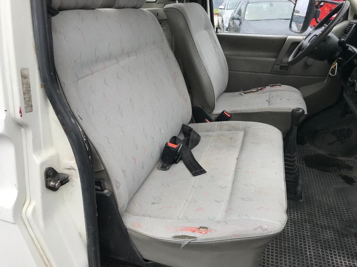 Volkswagen Transporter 2.4D · Ano 1998 — imagem 19