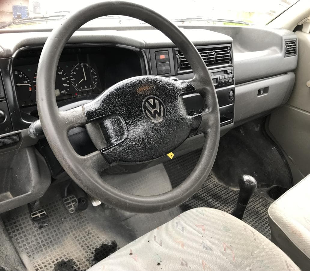 Volkswagen Transporter 2.4D · Ano 1998 — imagem 22