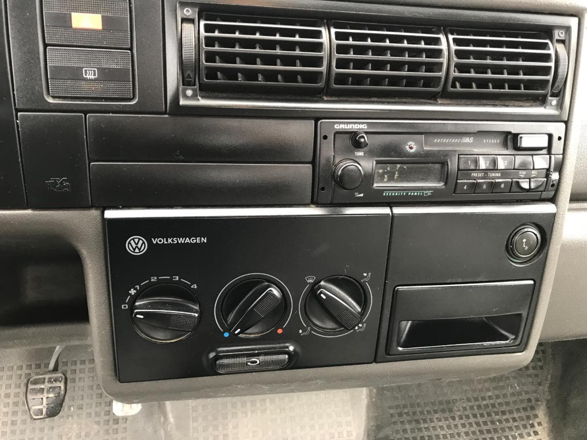 Volkswagen Transporter 2.4D · Ano 1998 — imagem 23