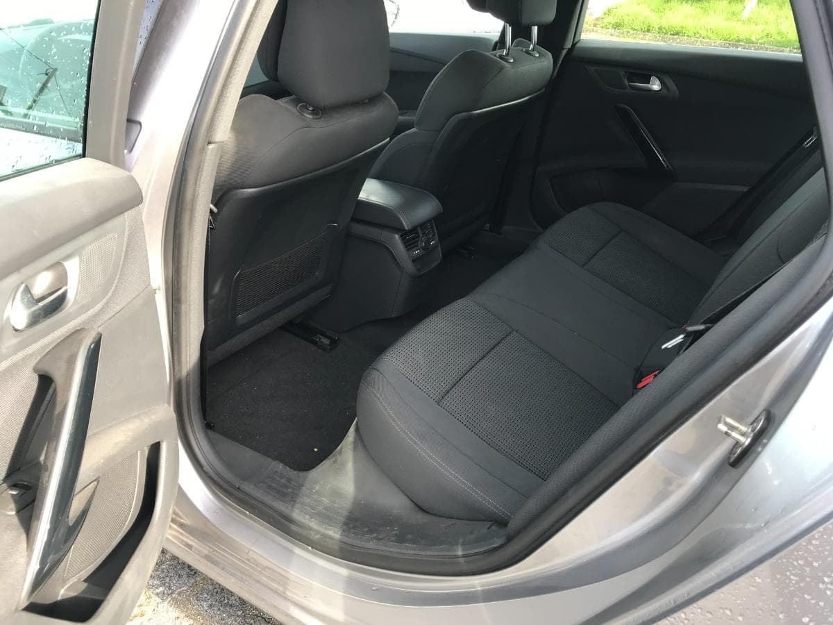 Peugeot 508 SW 1.6 BlueHDI · Ano 2015 — imagen 17
