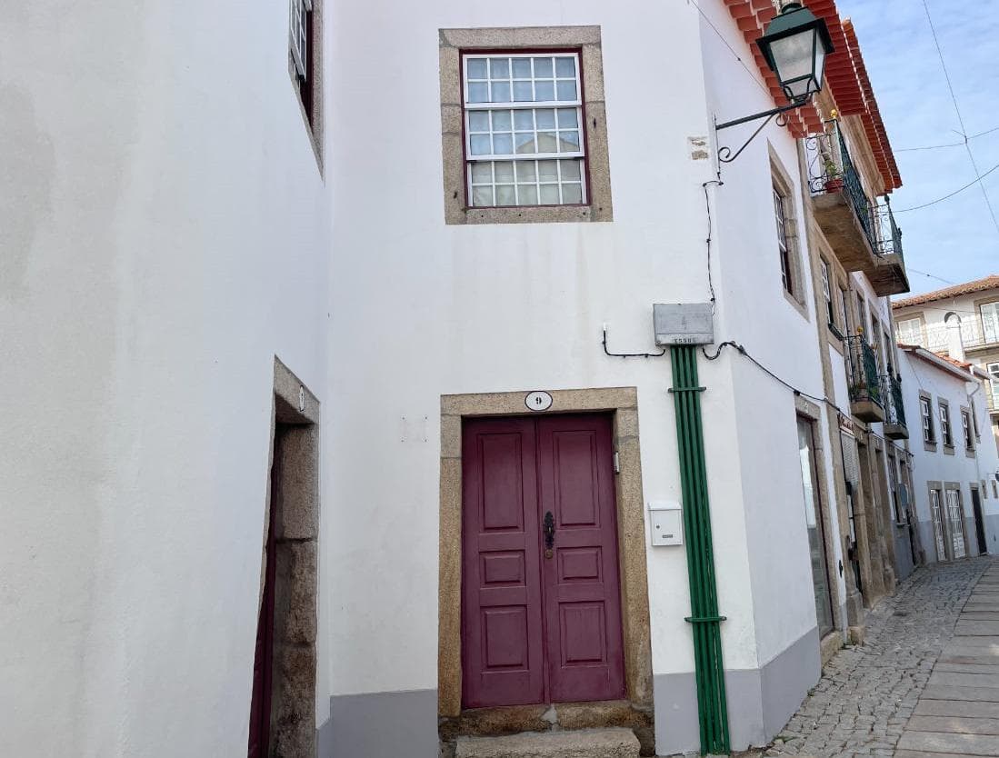 Moradia V4 · Almeida, Guarda — imagen 1