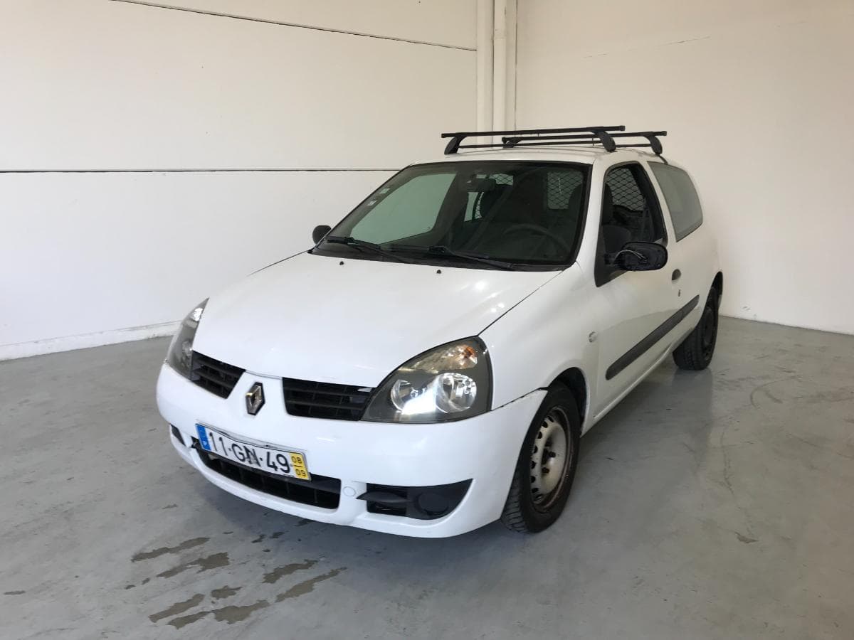 Renault Clio 1.5DCI · Ano 2008 — imagem 1