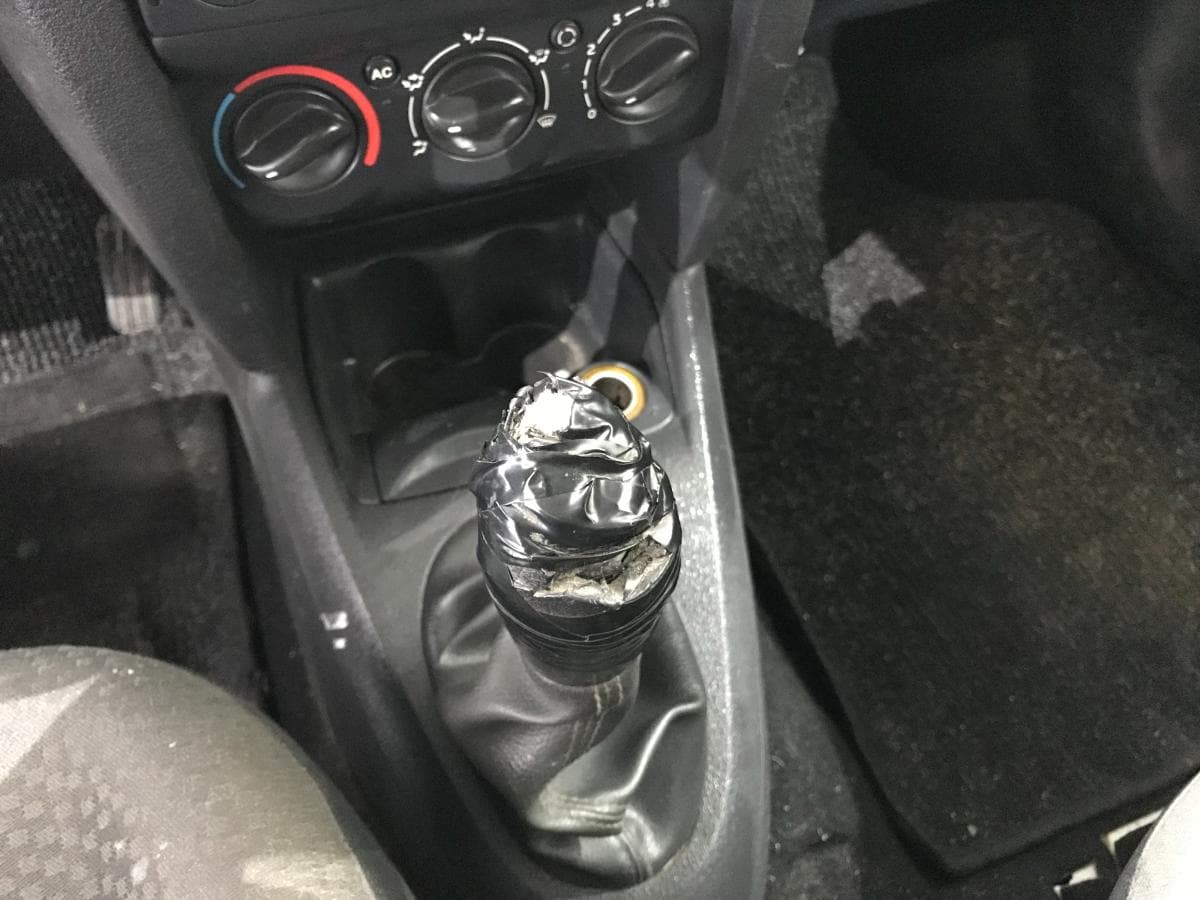 Renault Clio 1.5DCI · Ano 2008 — imagem 30