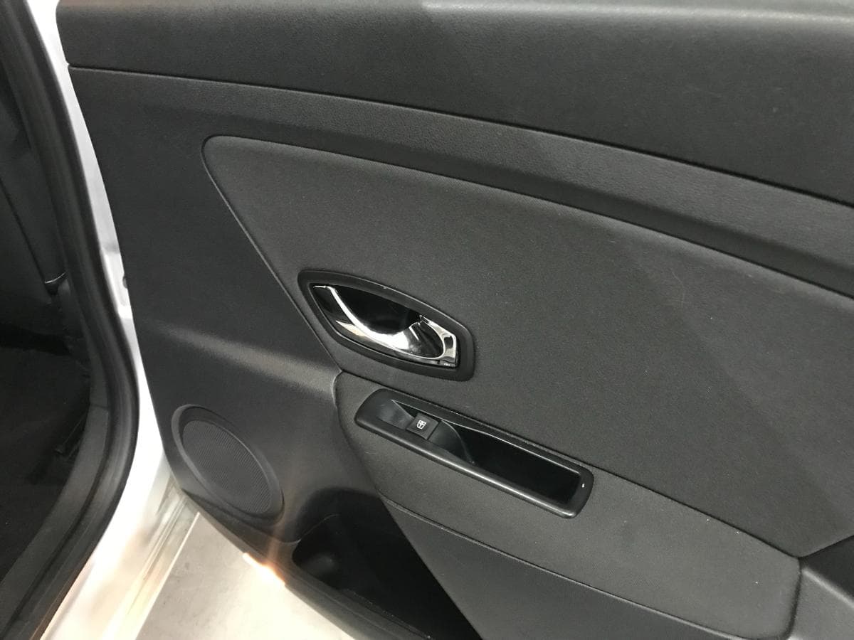 Renault Mégane 1.5DCI · Ano 2013 — imagen 29