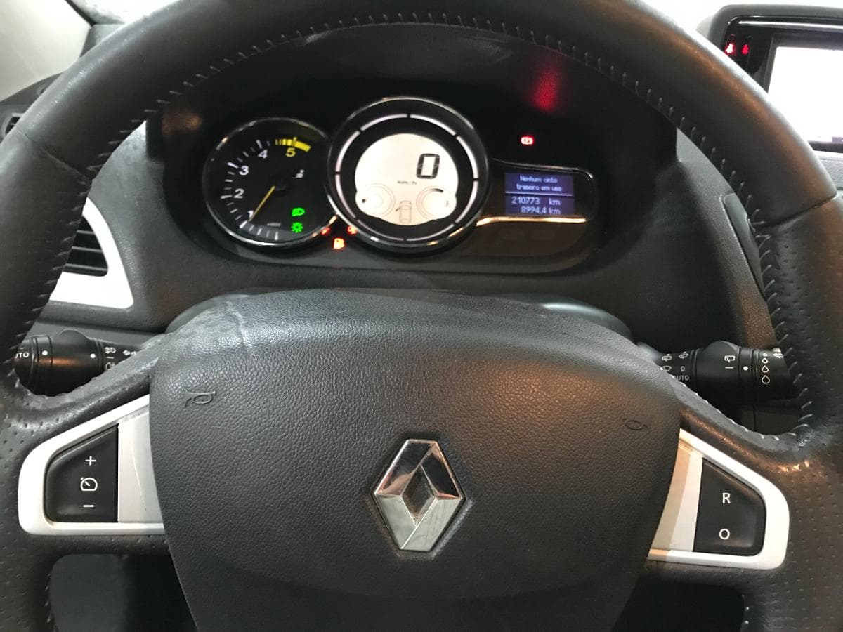Renault Mégane 1.5DCI · Ano 2013 — imagen 38