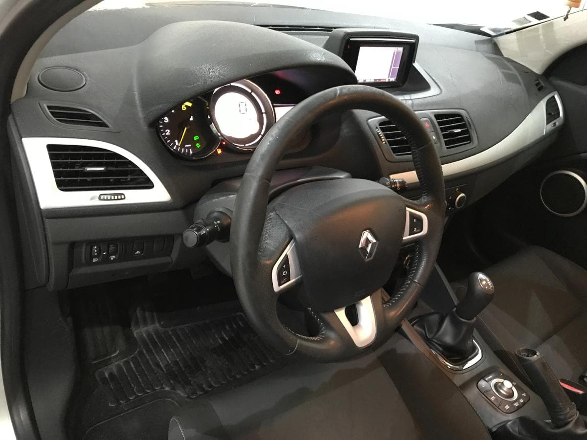 Renault Mégane 1.5DCI · Ano 2013 — imagen 41