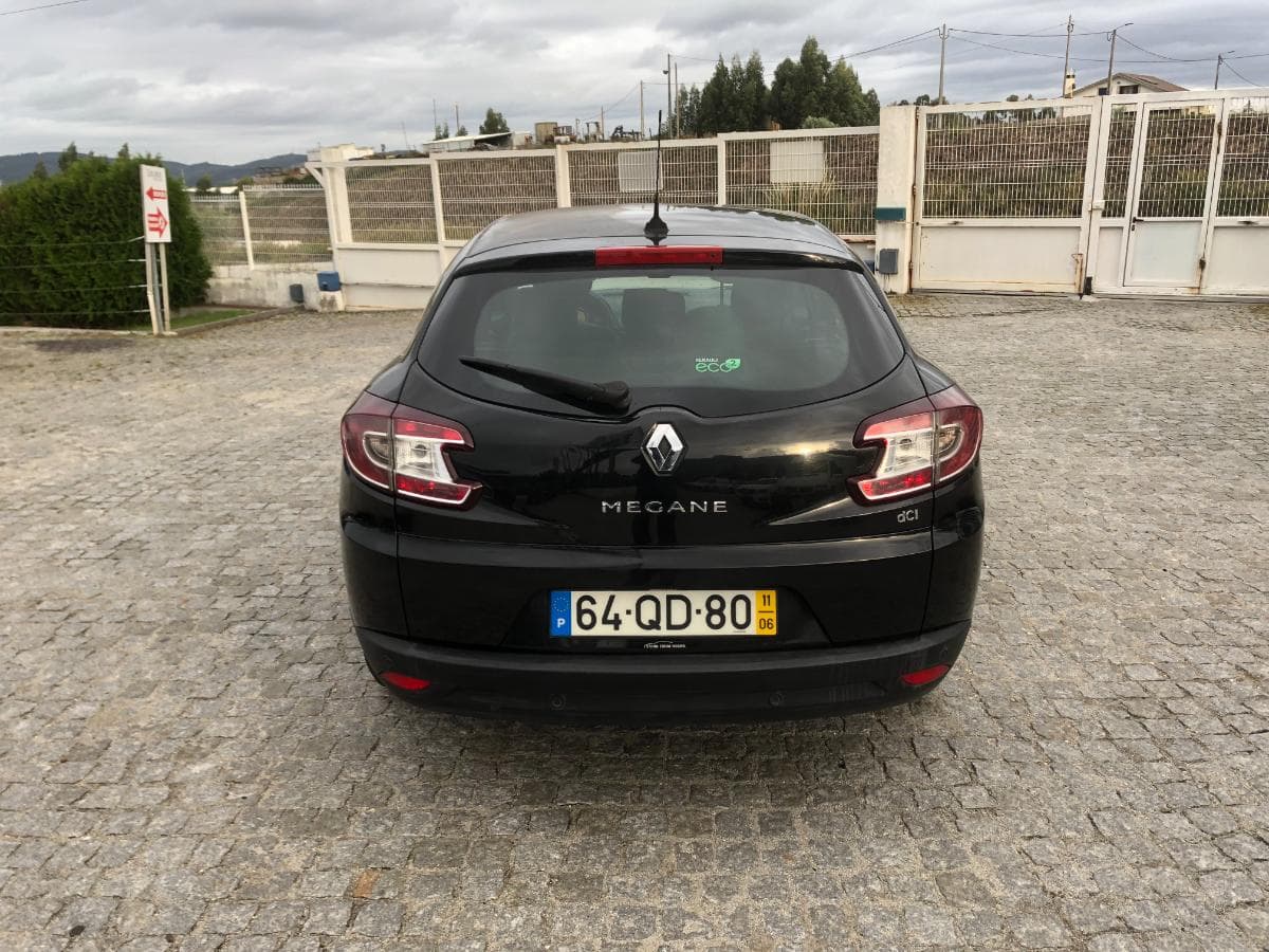 Renault Mégane 1.5DCI · Ano 2011 — imagen 5