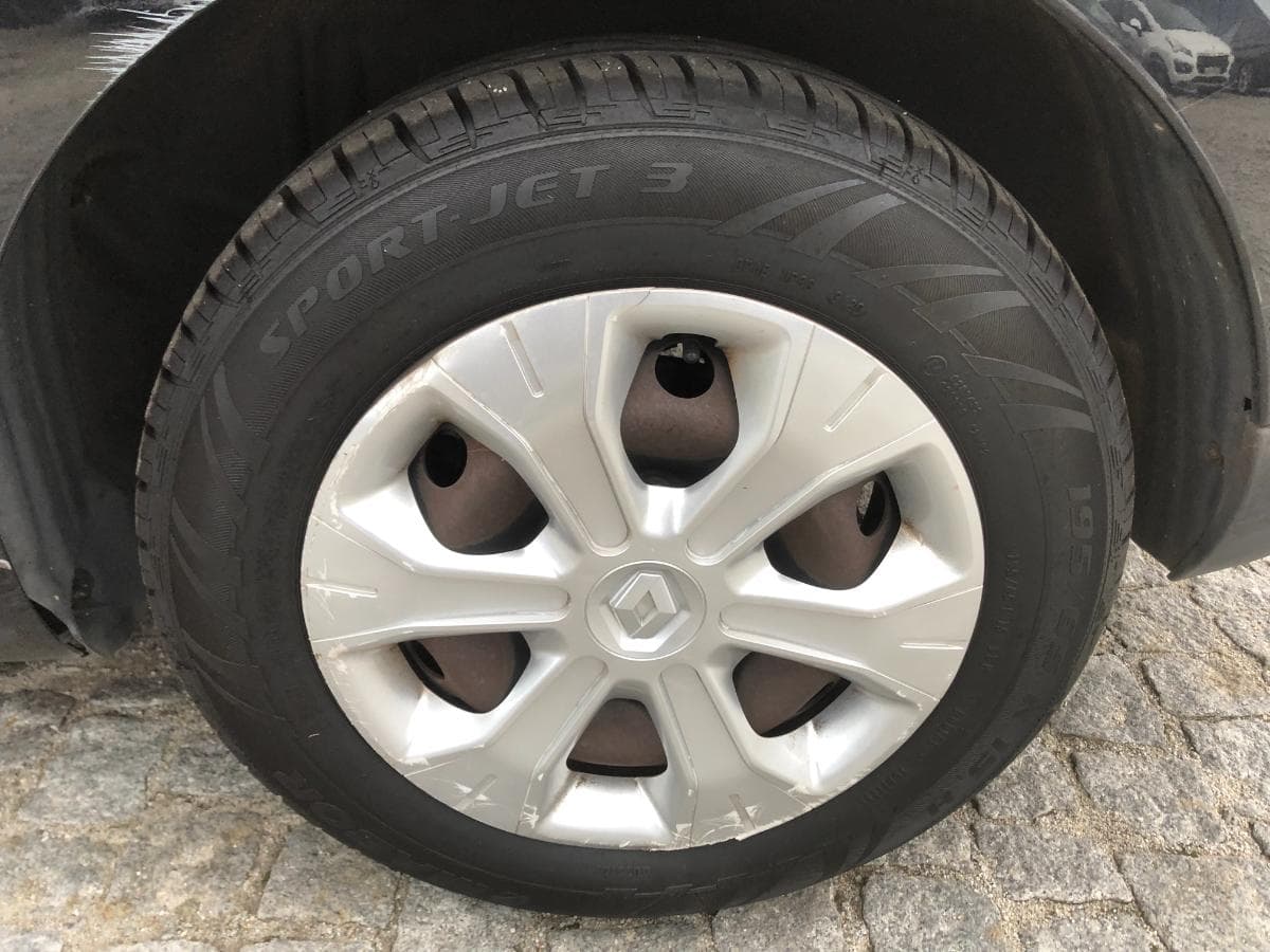 Renault Mégane 1.5DCI · Ano 2011 — imagen 13