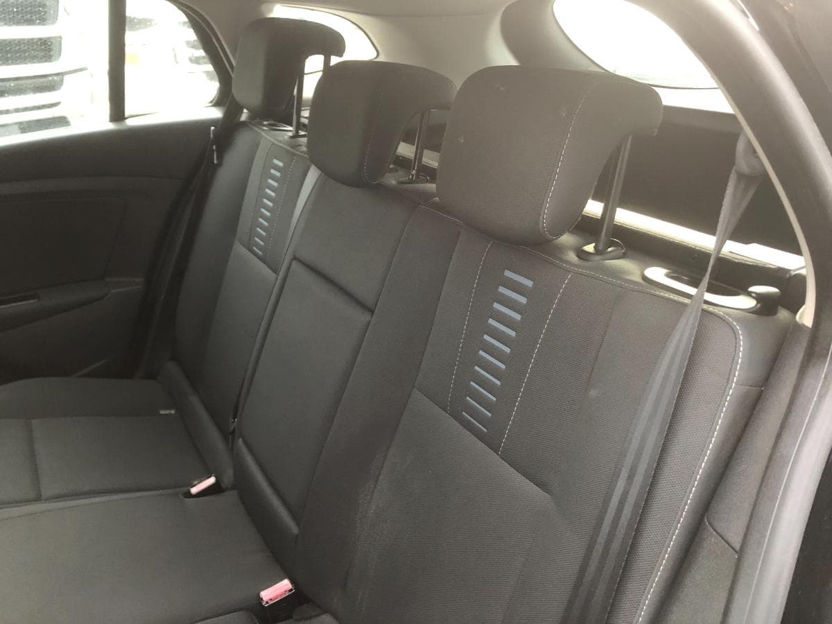 Renault Mégane 1.5DCI · Ano 2011 — imagen 24