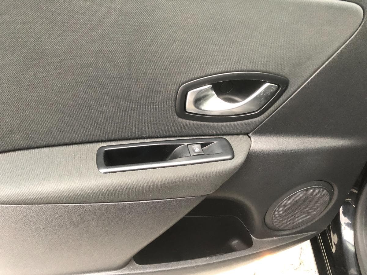 Renault Mégane 1.5DCI · Ano 2011 — imagen 23