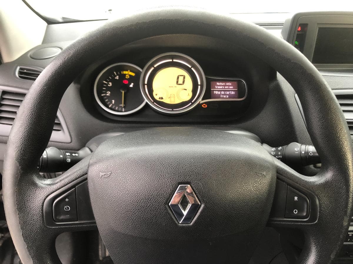 Renault Mégane 1.5DCI · Ano 2011 — imagen 27
