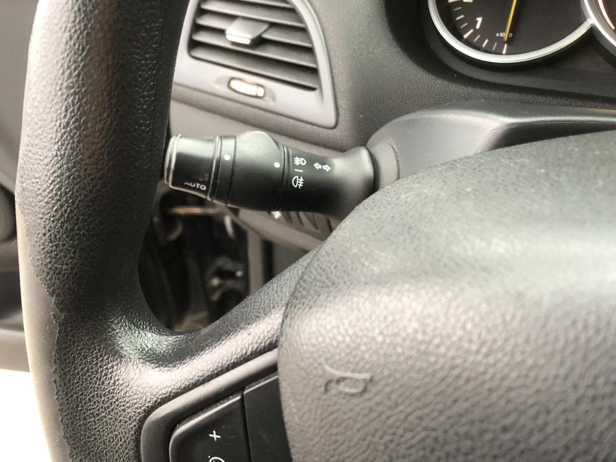Renault Mégane 1.5DCI · Ano 2011 — imagen 34