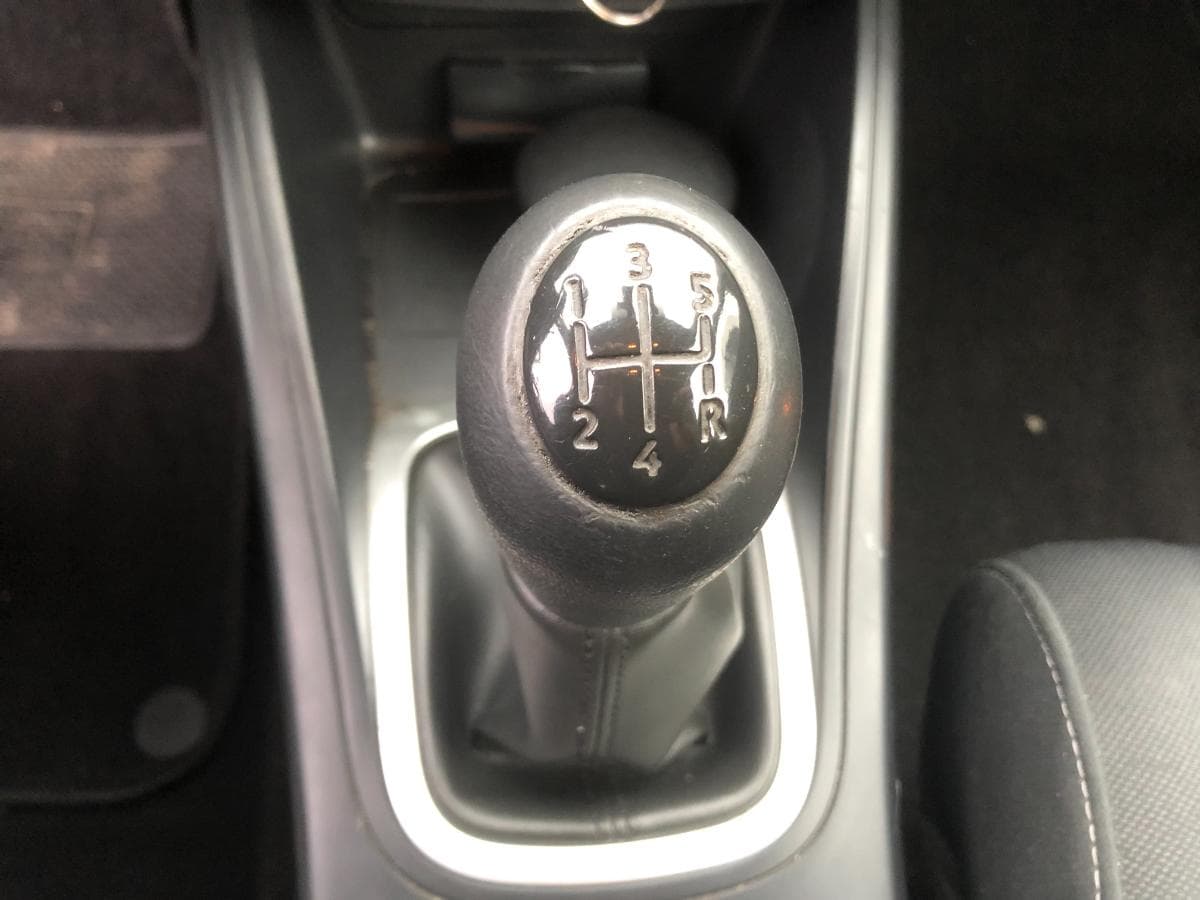 Renault Mégane 1.5DCI · Ano 2011 — imagen 36