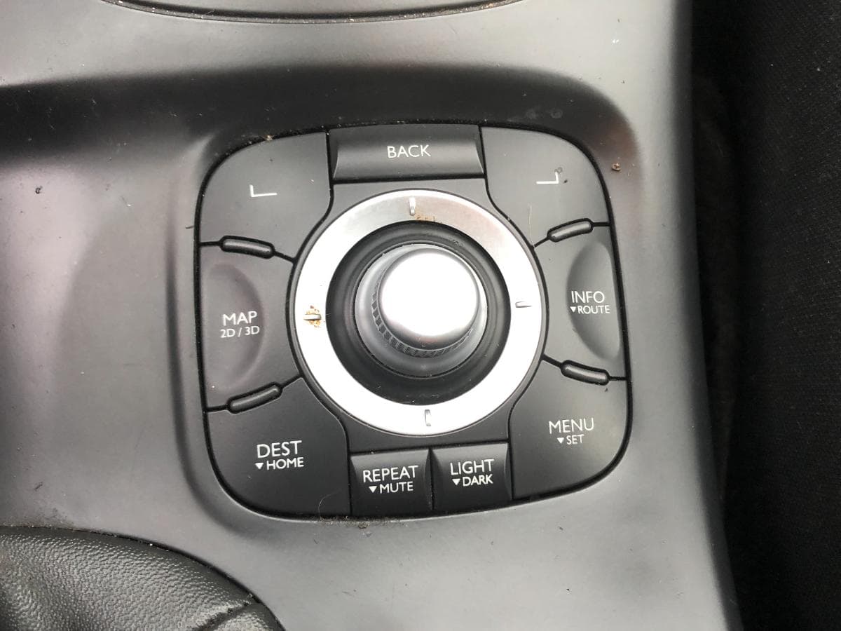 Renault Mégane 1.5DCI · Ano 2011 — imagen 37