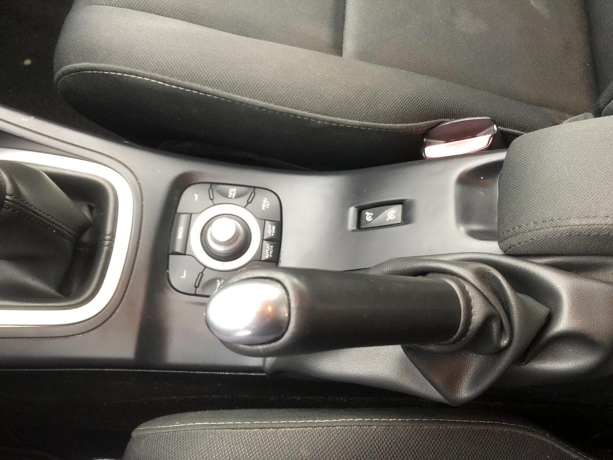 Renault Mégane 1.5DCI · Ano 2011 — imagen 38