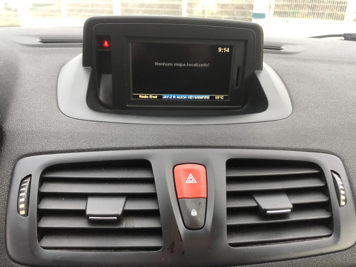 Renault Mégane 1.5DCI · Ano 2011 — imagen 39