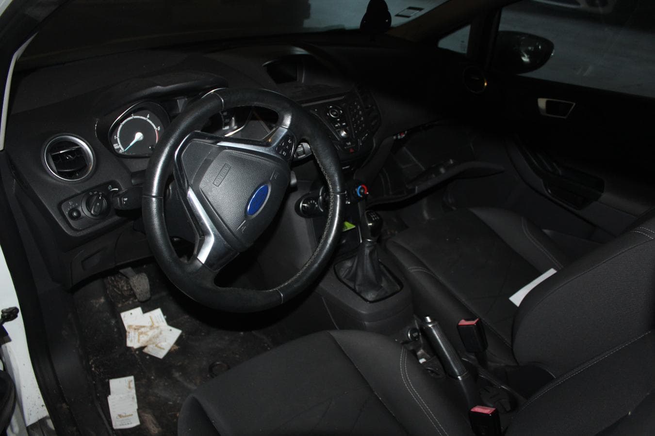 Ford Fiesta 1.5TDCI · Ano 2016 — image 25
