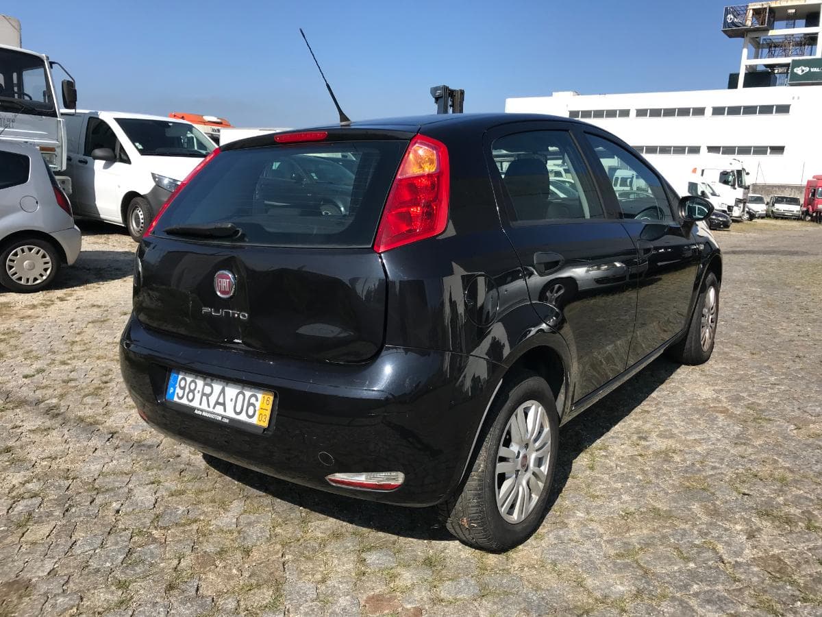 Fiat Punto 1.2 · Ano 2016 — imagen 6