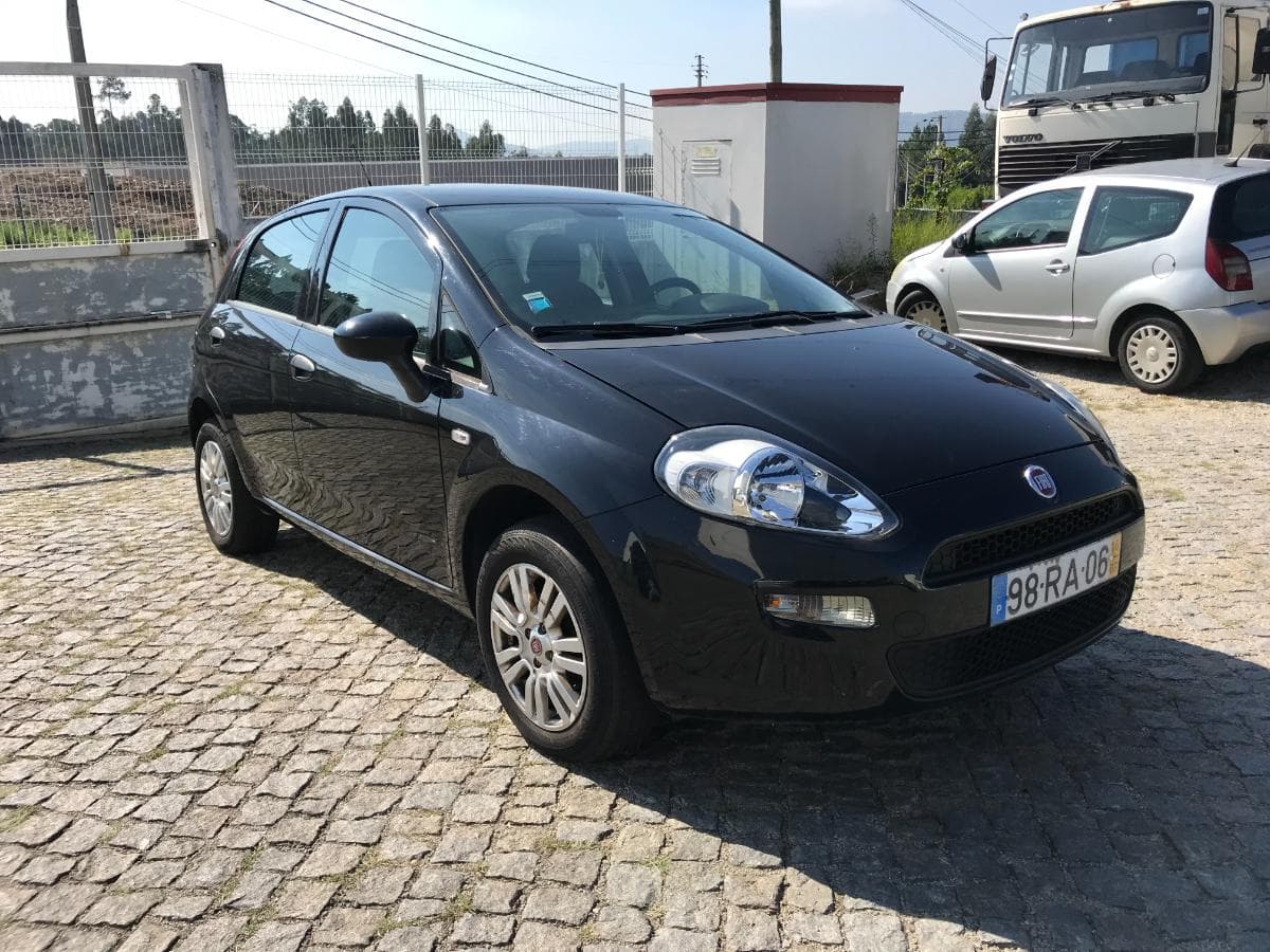 Fiat Punto 1.2 · Ano 2016 — imagen 1