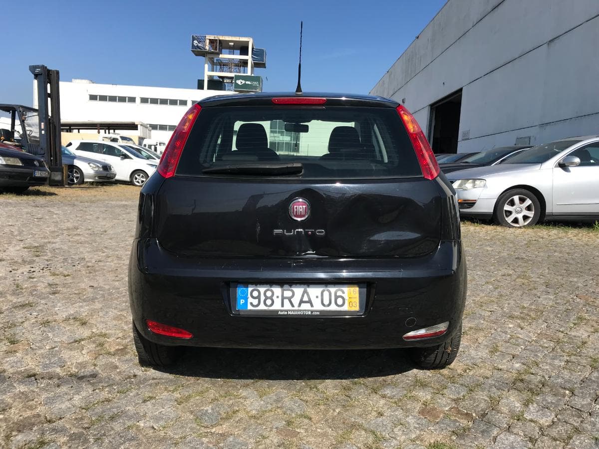 Fiat Punto 1.2 · Ano 2016 — imagen 8