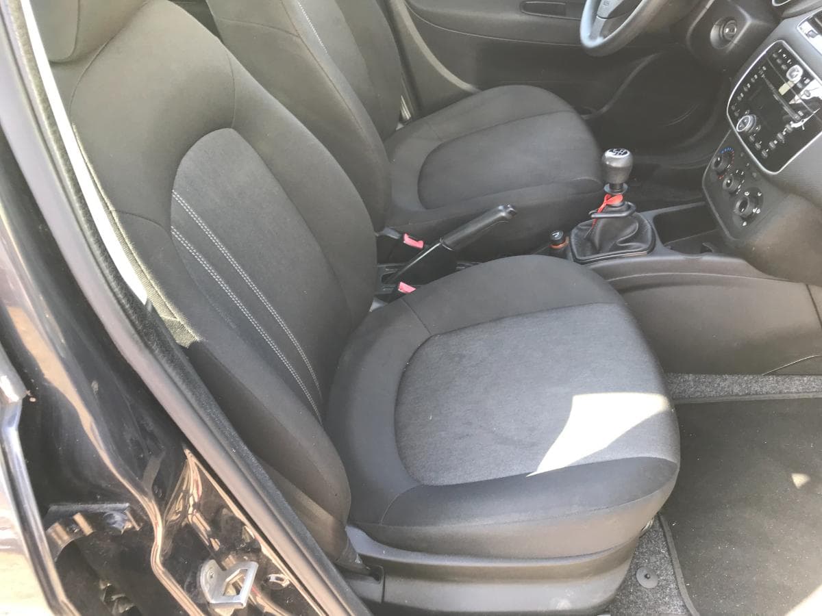Fiat Punto 1.2 · Ano 2016 — imagen 26